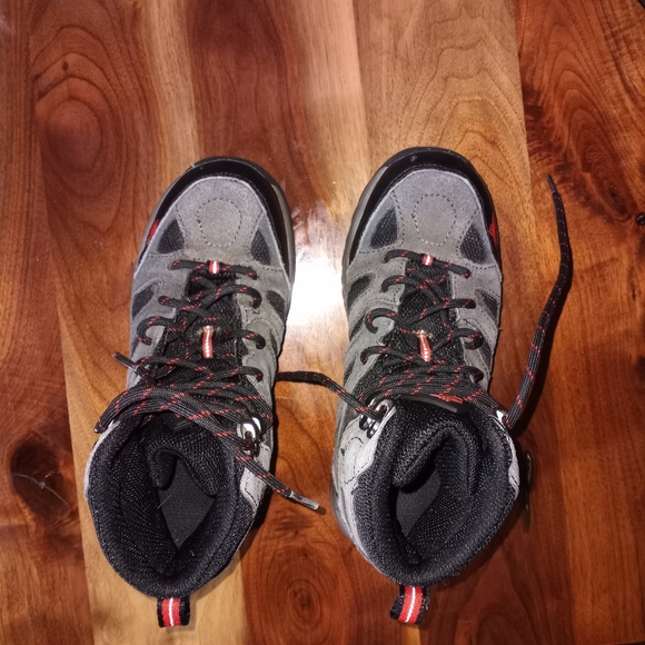 High Sierra kids boots - Picture 8 of 12